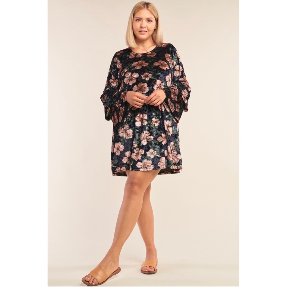 Love Riche Black Floral Velvet Long Sleeve Dress - Picture 6 of 6